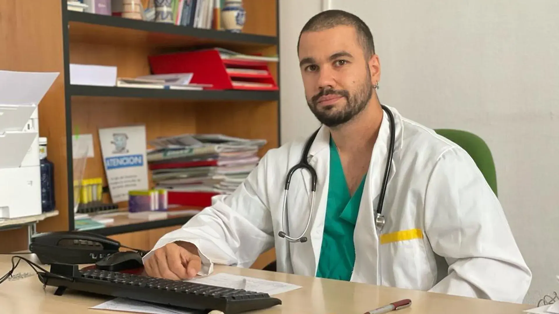 Gonzalo Calderón, el médico burgalés que ha sobrevivido a seis cánceres: «Un día anodino es un gran día»