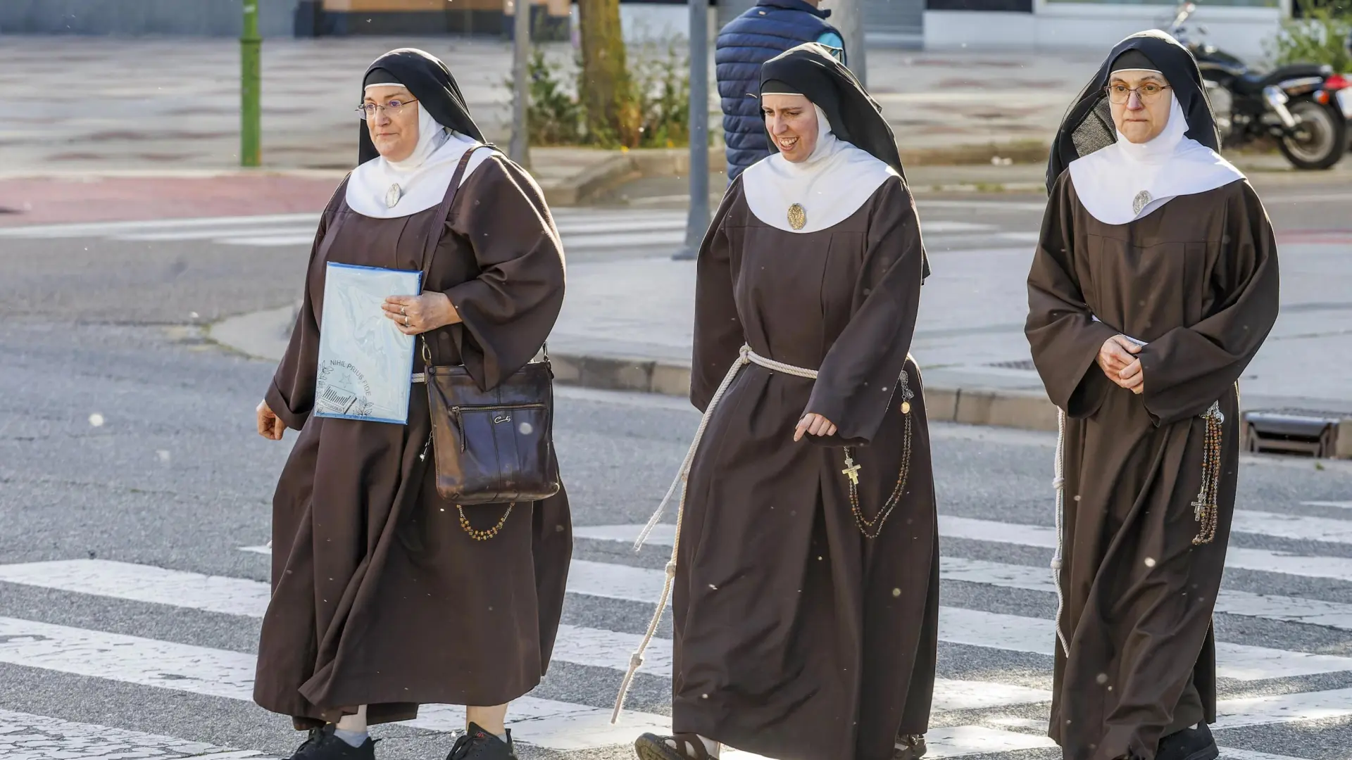 Qué ha sido de las monjas de Belorado un mes después del desahucio: entre Toledo y Orduña sin echar raíces