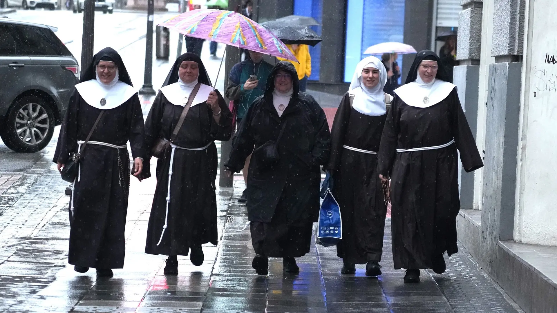Investigan a las exmonjas de Belorado por apropiarse de coches del monasterio