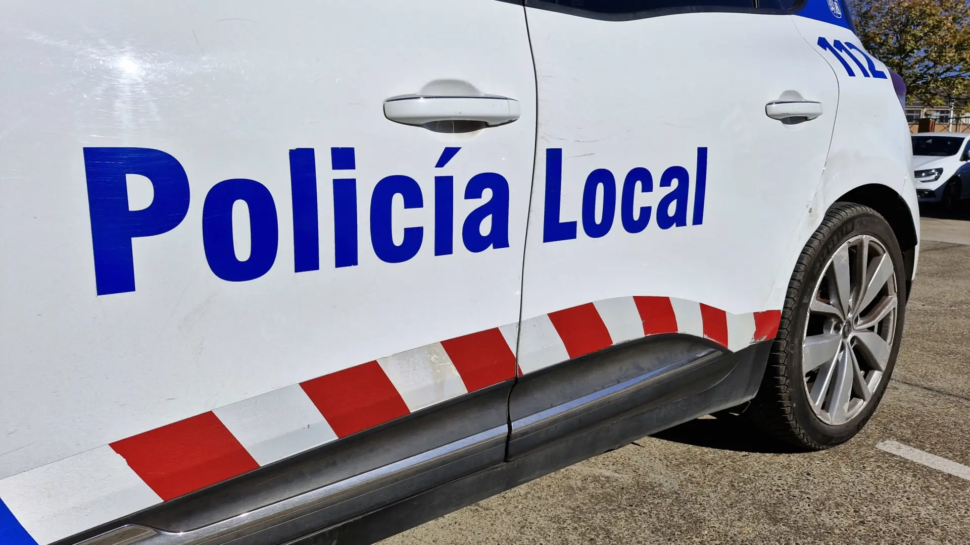 Tres heridos, dos por arma blanca, en una pelea frente a una discoteca en Palencia
