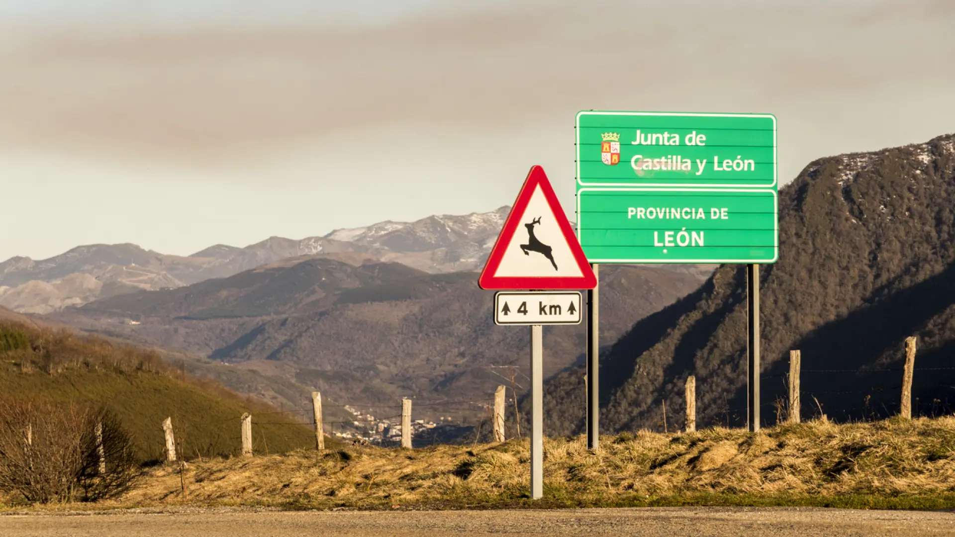 Mueren cinco personas en cuatro accidentes de tráfico en las últimas horas en Castilla y León