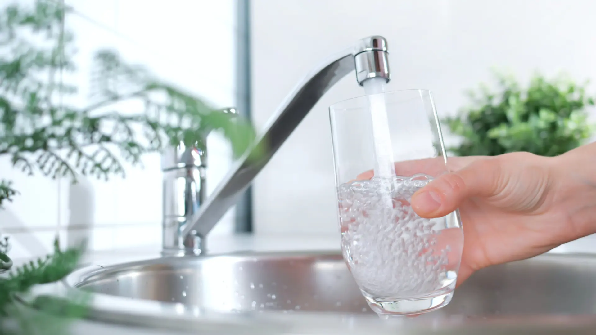 El ayuntamiento de Aranda recomienda no beber agua del grifo por un acto vandálico en un tanque de suministro