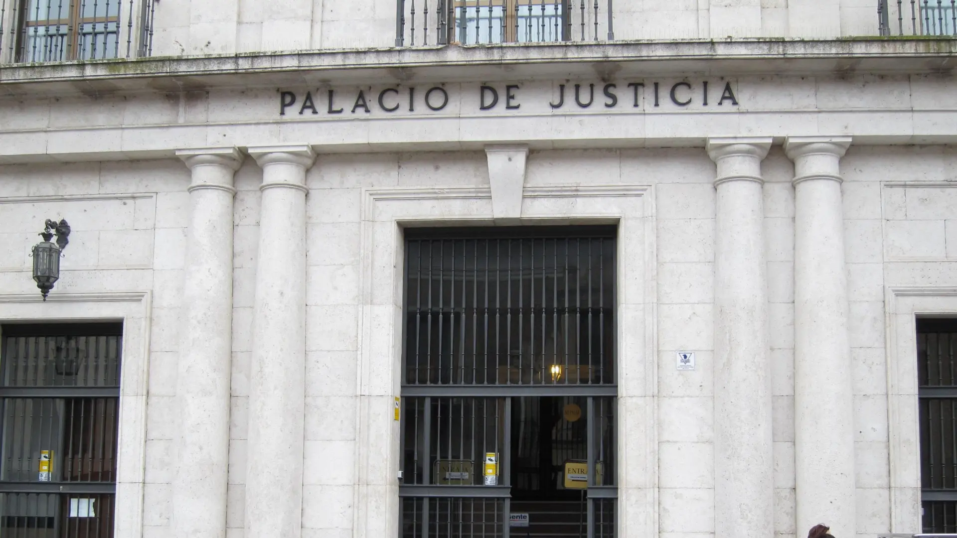 Condenado a 18 años de cárcel en Valladolid por violar tres veces a su expareja tras recriminarle que saliera de fiesta