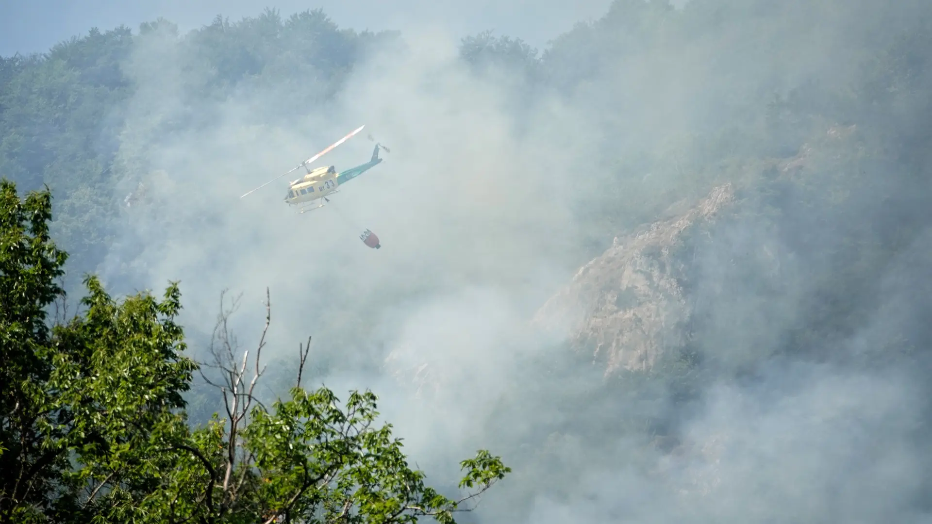 Castilla y León y Asturias crean un mando único para coordinar las labores de extinción del incendio de Ribota