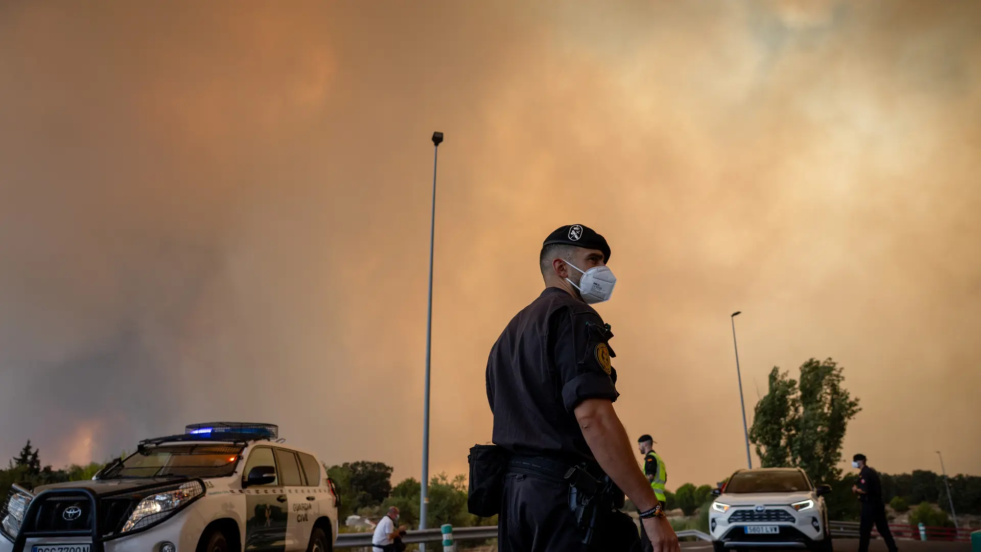 El delegado del Gobierno en Castilla y León adelanta que los incendios de Madrid y Ávila están a punto de unirse: «Queda muy poquito»