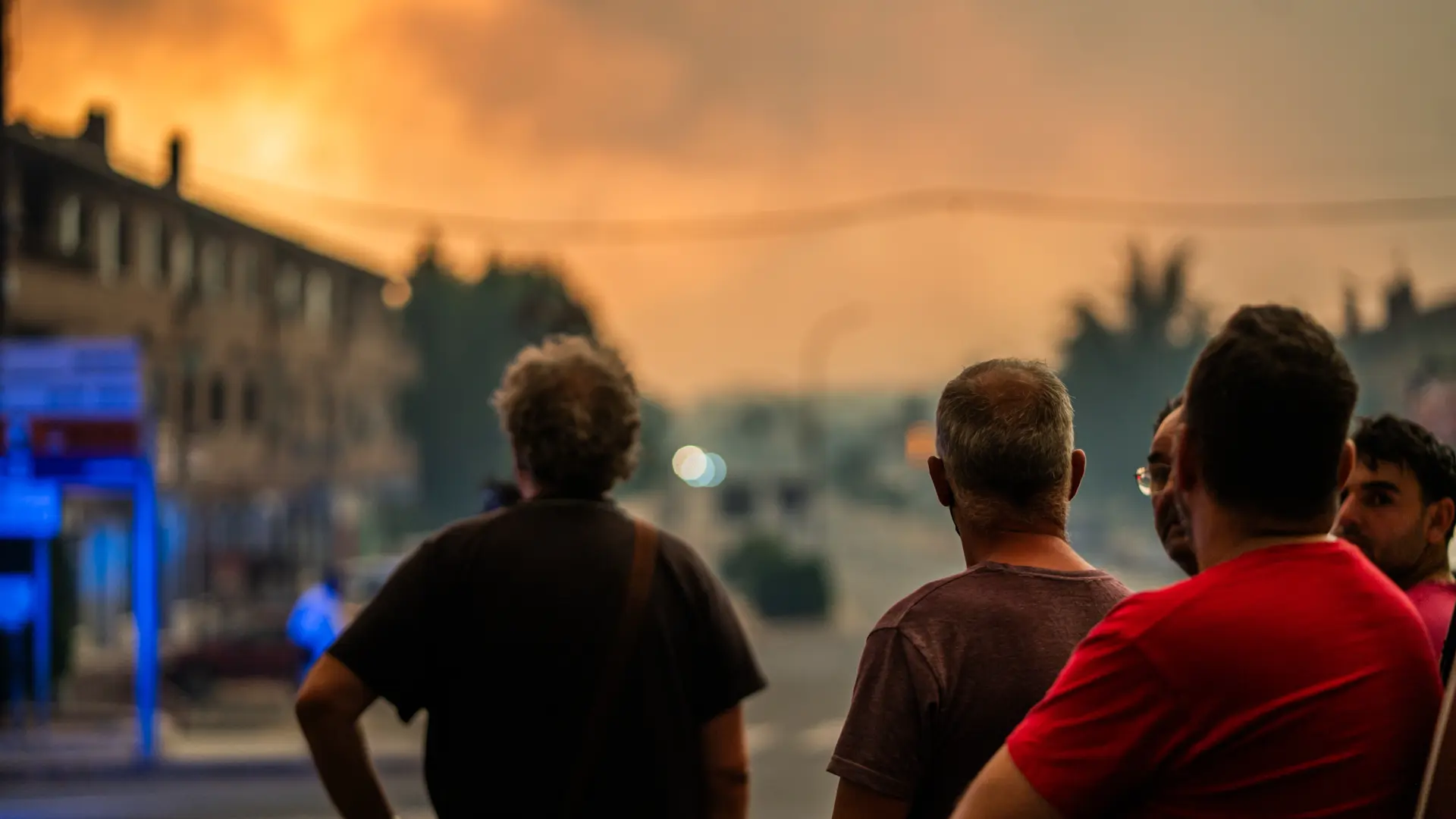 El incendio de Ávila mantiene a Casillas y Mijares en alerta y las miradas ya se dirigen a una sierra calcinada: «Es un desastre»