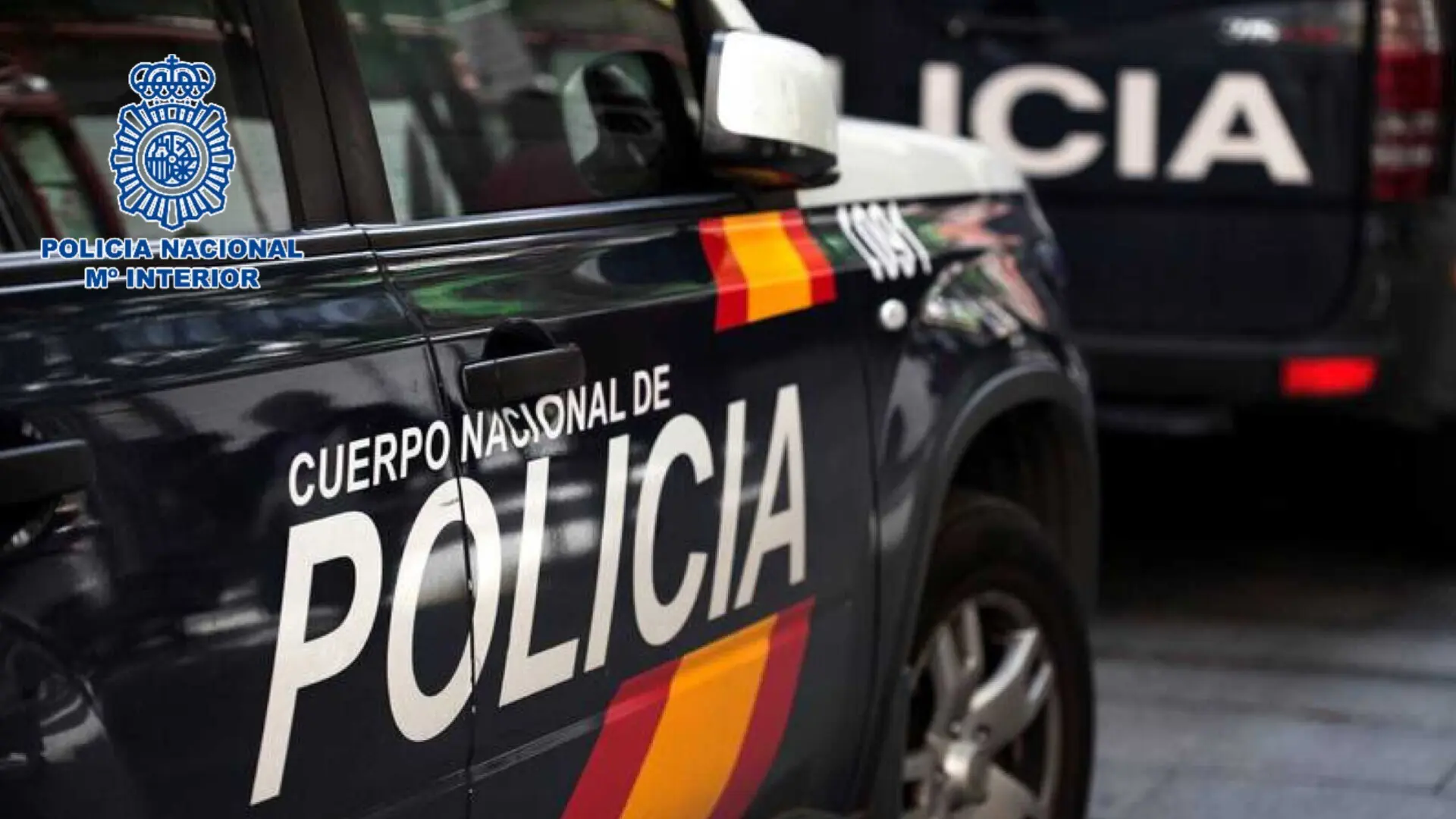 Detenida una mujer por morder en la ceja a un policía y fracturarle un dedo en Pajarillos