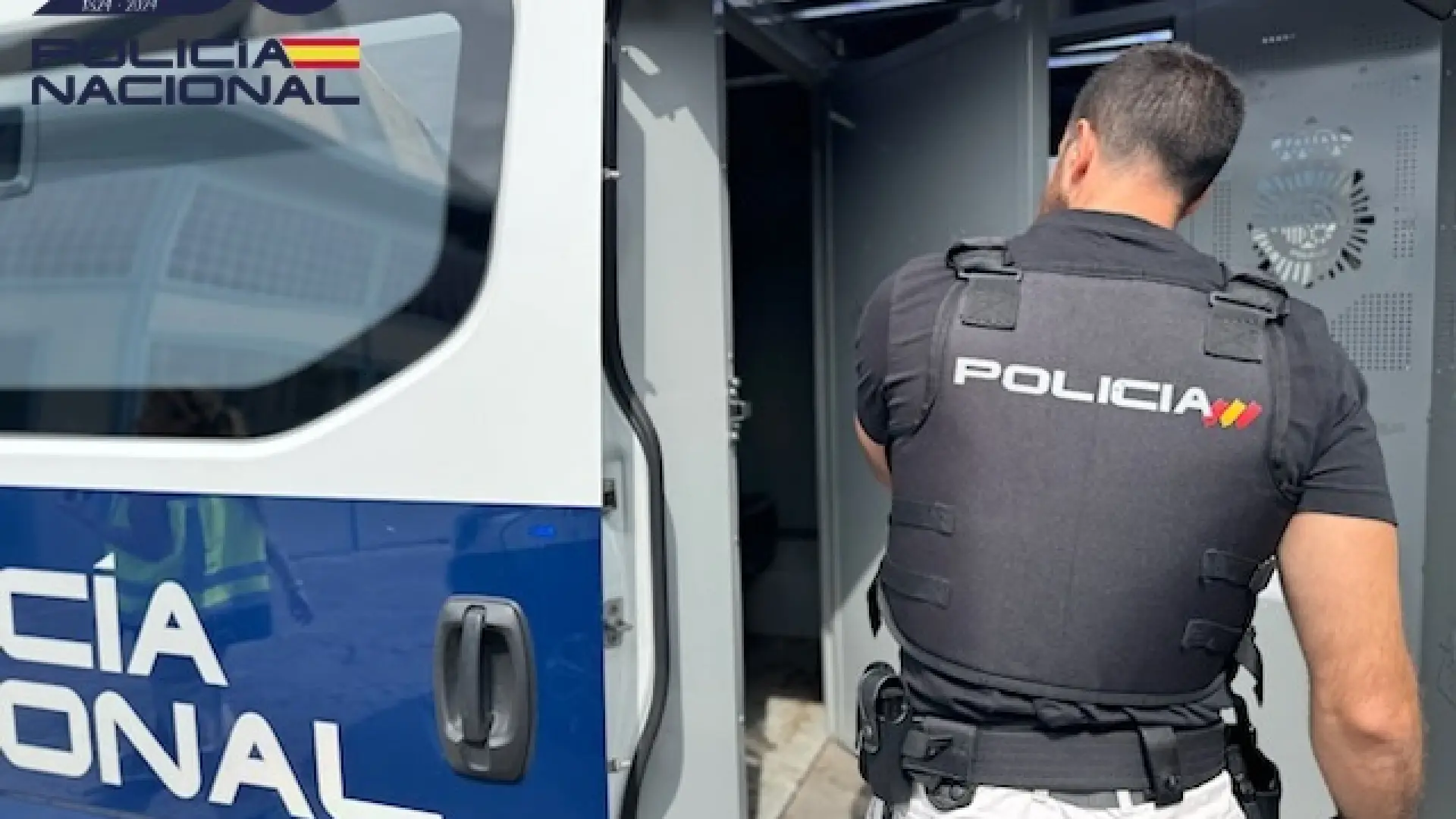 La Policía consigue que un vecino abandone la azotea de un edificio de Ávila tras más de cinco horas de negociación