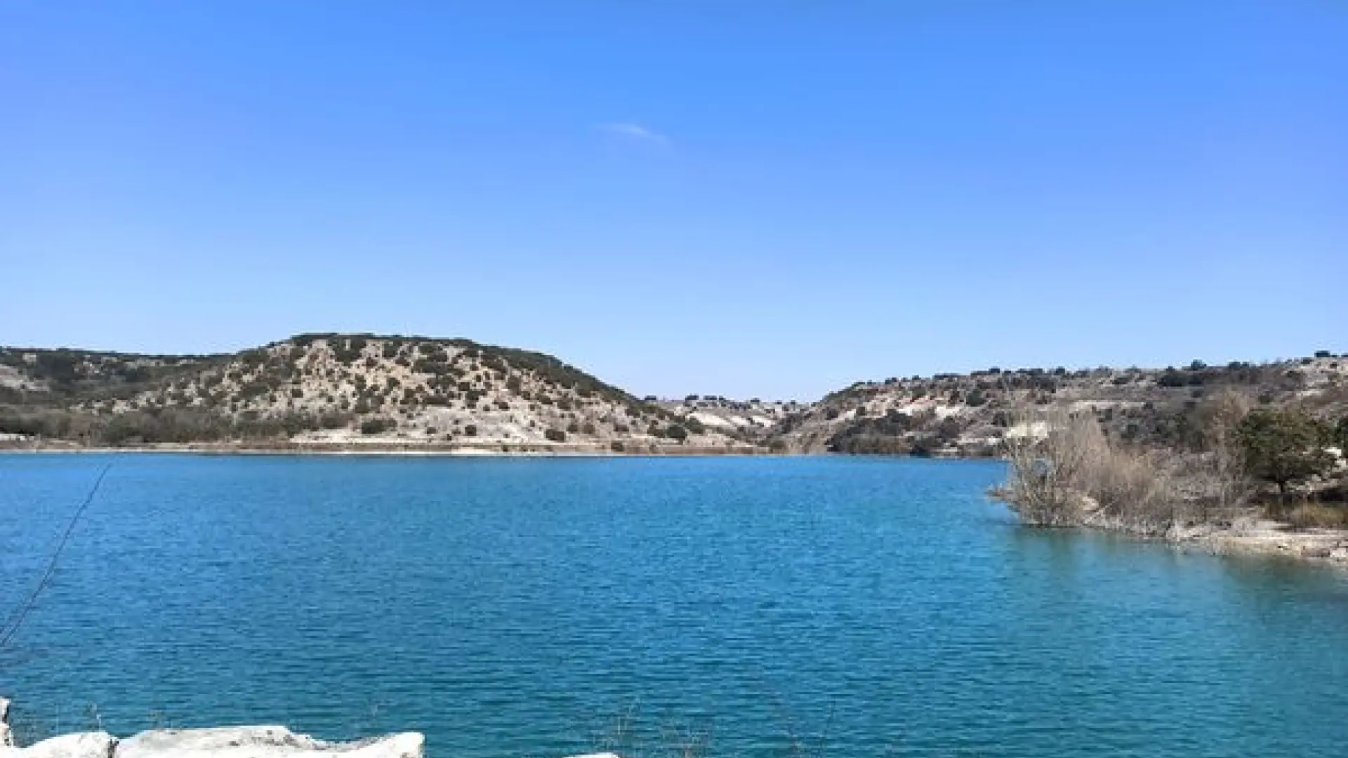 Recuperan el cadáver de un pescador de Valladolid en un embalse de Burgos